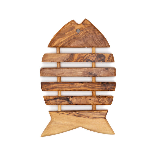 Olivewood Fish Trivet handcrafted from Mediterranean olive wood – Medolivewood. Artisan fish-shaped table protector and kitchen accessory.